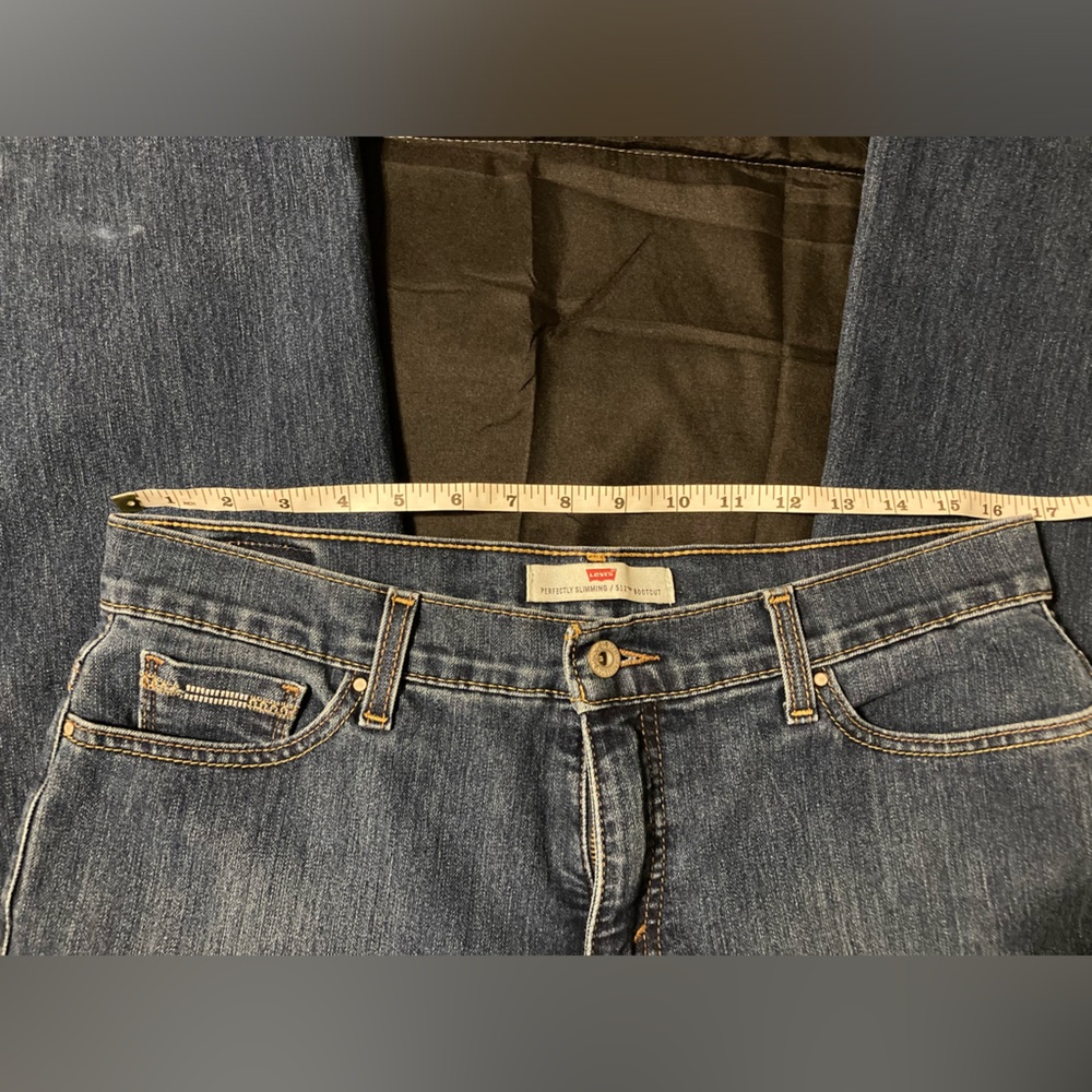 Levi’s - Picture 3 of 6